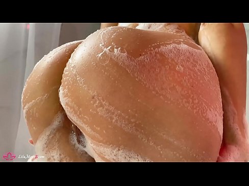 ❤️ Brunette masturbéiert Pussy mat Vibrator fir en intensiven Orgasmus an der Dusch ❤ Porno op lb.porno-negrov.ru