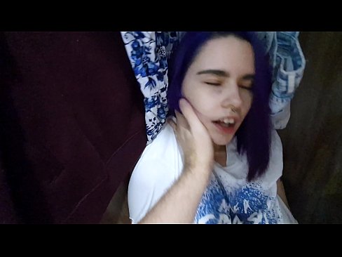 ❤️ Fannt meng Schwëster am Kleederschaf an huet hatt gehollef ❤ Porno op lb.porno-negrov.ru